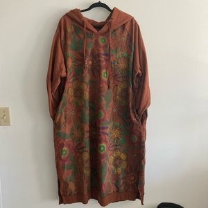 Floral Sweatshirt Dress | Large | burnt orange / rust w/ painted print